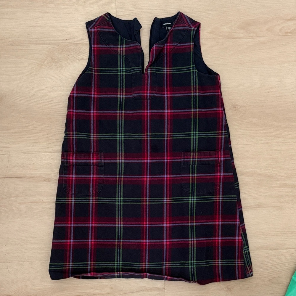 Gap Plaid Sleeveless Shift Dress with Front Pockets - Red & Green